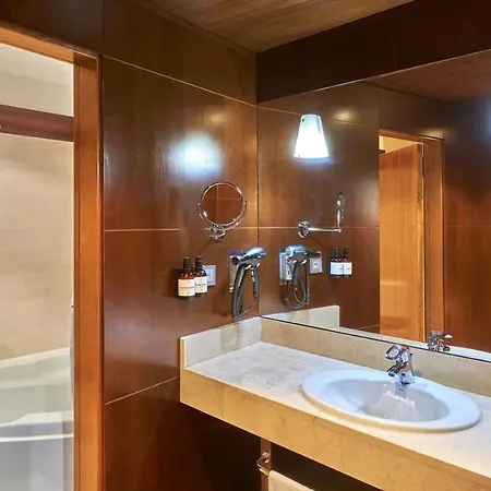 Hotel Nh Collection Palacio De 4*