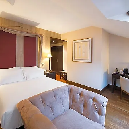 Hotel Nh Collection Palacio De 4*