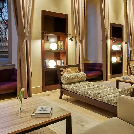 Hotel Nh Collection Palacio De 4*