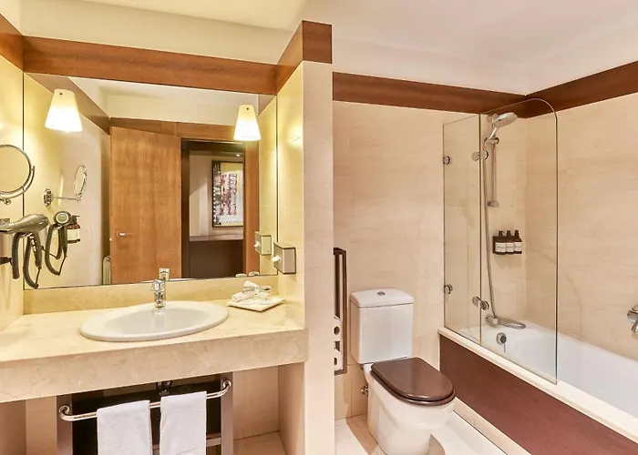 Nh Collection Palacio De Hotel Burgo