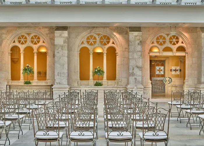 Hotel Nh Collection Palacio De 4*