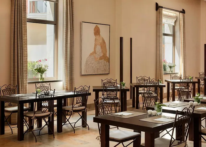 Hotel Nh Collection Palacio De 4*